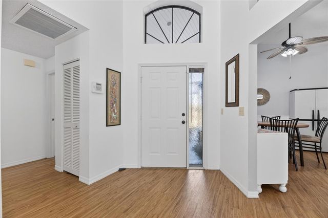 205 LINGER LANE, Sun City Center, FL 33573