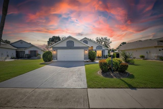 205 LINGER LANE, Sun City Center, FL 33573