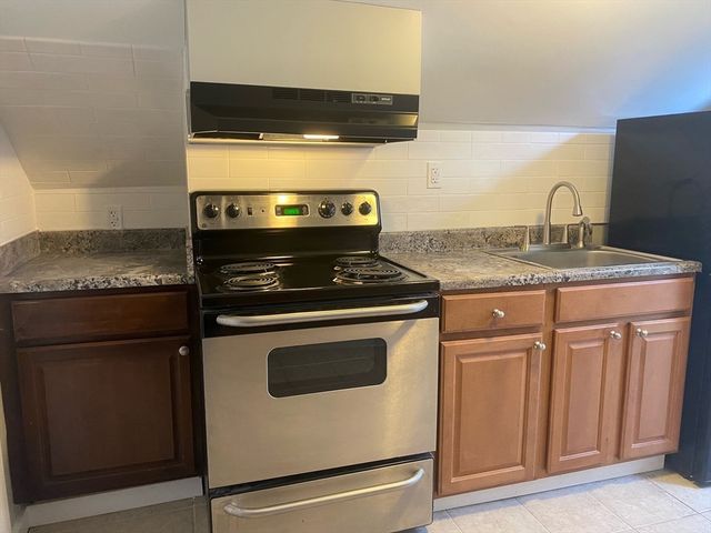 6R Salem Street 7, Woburn, MA 01801