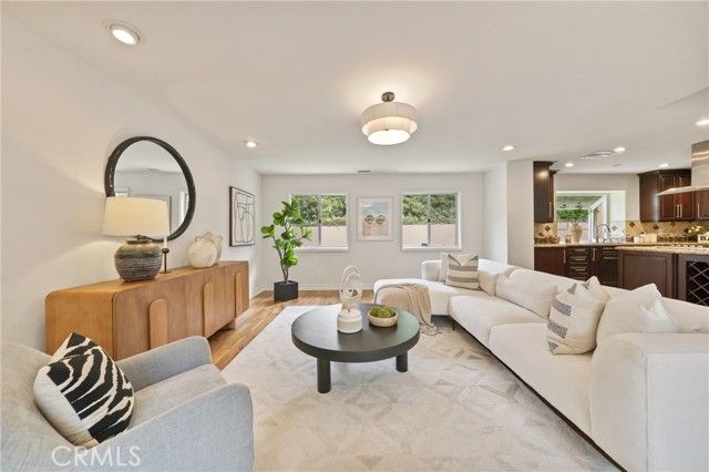 3160 Sepulveda, Sherman Oaks, CA 91403