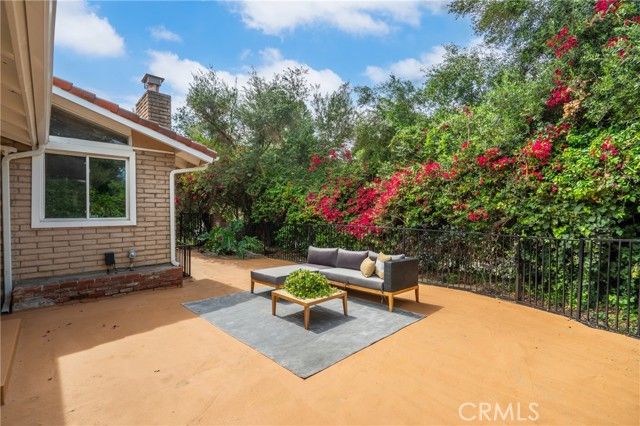 3160 Sepulveda, Sherman Oaks, CA 91403