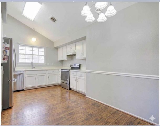 5810 Wildfire Street, League City, TX 77573