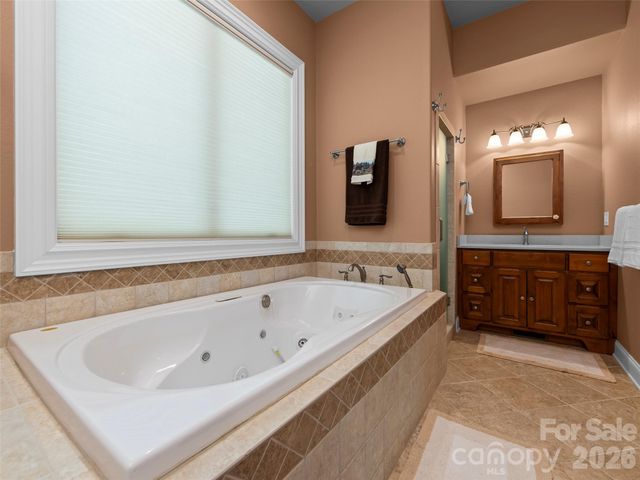 40 Shining Rock Drive, Canton, NC 28716