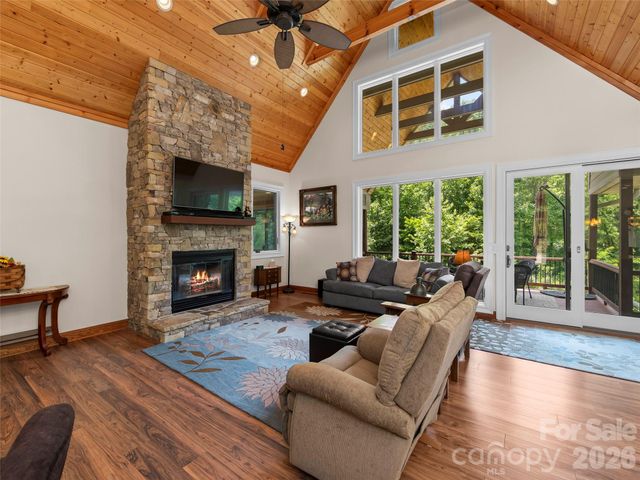 40 Shining Rock Drive, Canton, NC 28716
