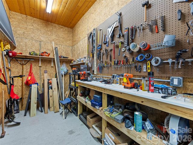 40 Shining Rock Drive, Canton, NC 28716