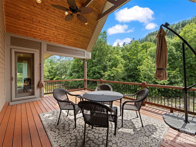 40 Shining Rock Drive, Canton, NC 28716