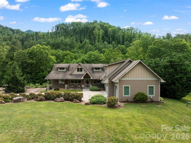 40 Shining Rock Drive, Canton, NC 28716
