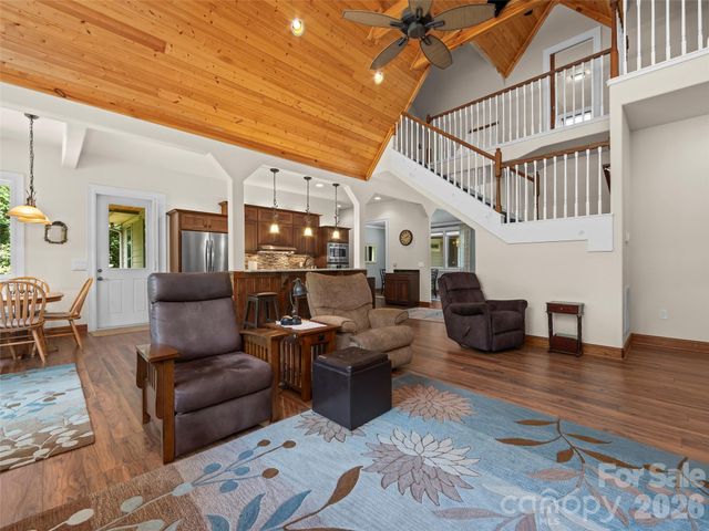 40 Shining Rock Drive, Canton, NC 28716