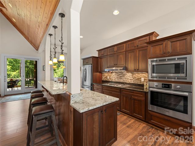 40 Shining Rock Drive, Canton, NC 28716