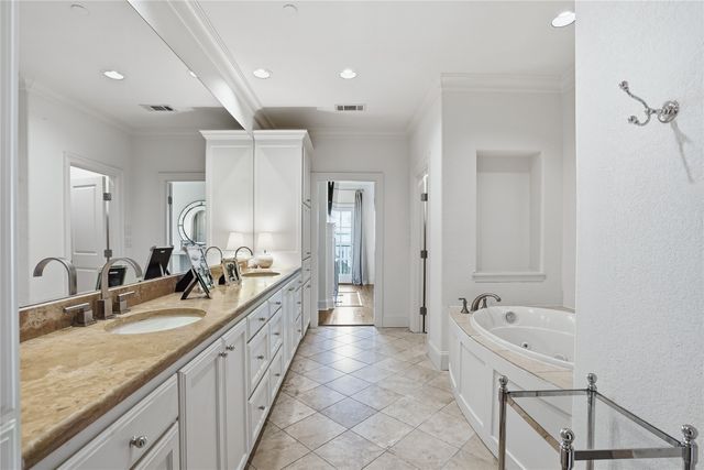 4714 Dexter Avenue, Fort Worth, TX 76107
