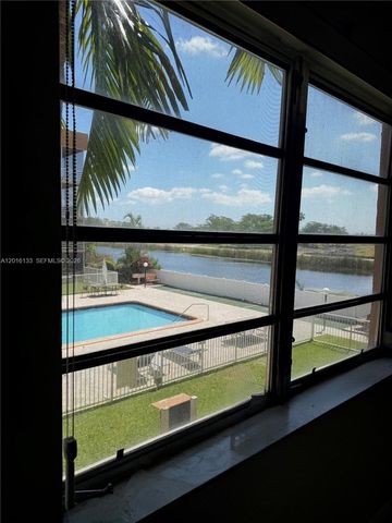 3048 E Sunrise Lakes Dr 220, Sunrise, FL 33322