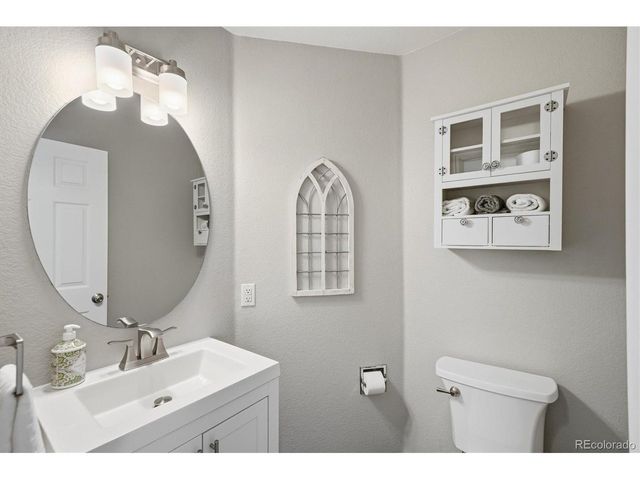 7248 Eagle Rock Dr, Littleton, CO 80125