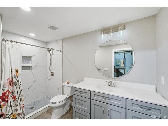 7248 Eagle Rock Dr, Littleton, CO 80125
