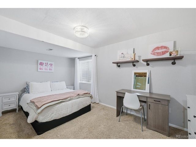 7248 Eagle Rock Dr, Littleton, CO 80125