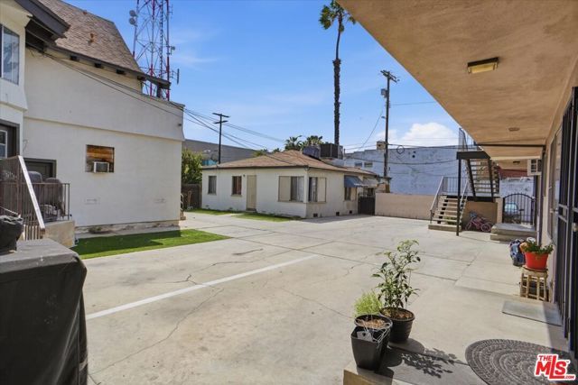 117 N St Louis Street, Los Angeles, CA 90033