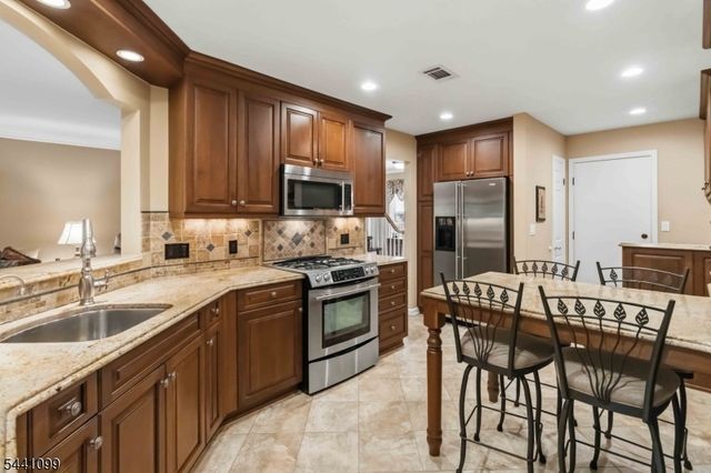 47 Independence Way, Morris Twp., NJ 07960