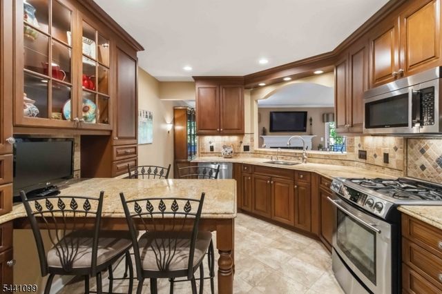 47 Independence Way, Morris Twp., NJ 07960