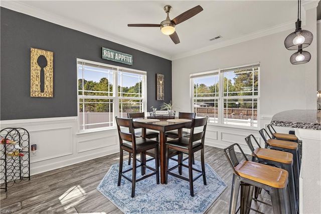 38 Thomas Nelson DR, Hampton, VA 23666