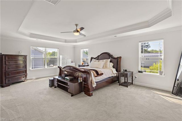 38 Thomas Nelson DR, Hampton, VA 23666