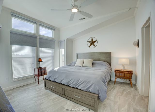 3039 County Road 205, Caldwell, TX 77836