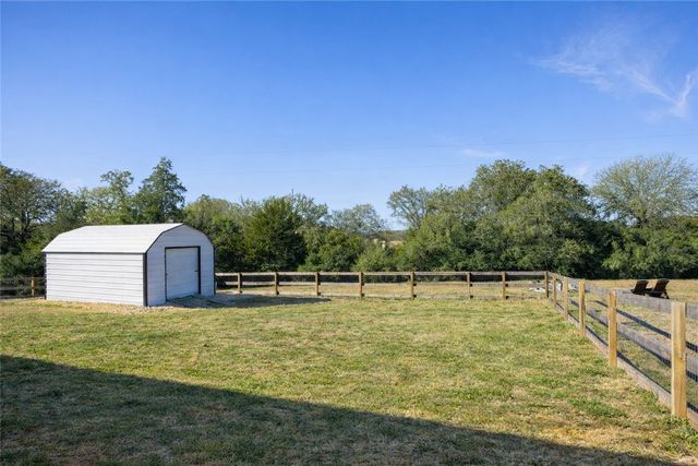 3039 County Road 205, Caldwell, TX 77836