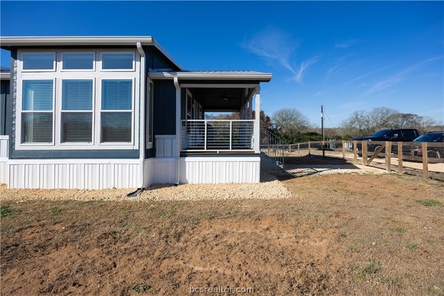 3039 County Road 205, Caldwell, TX 77836