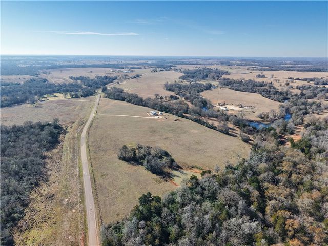 3039 County Road 205, Caldwell, TX 77836