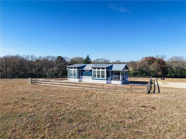 3039 County Road 205, Caldwell, TX 77836
