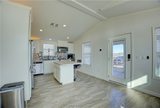 3039 County Road 205, Caldwell, TX 77836