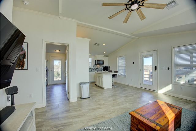 3039 County Road 205, Caldwell, TX 77836