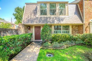 5831 Doliver Drive 24, Houston, TX 77057
