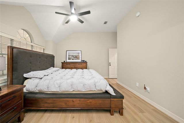 14219 Swallowfield Drive, Houston, TX 77077