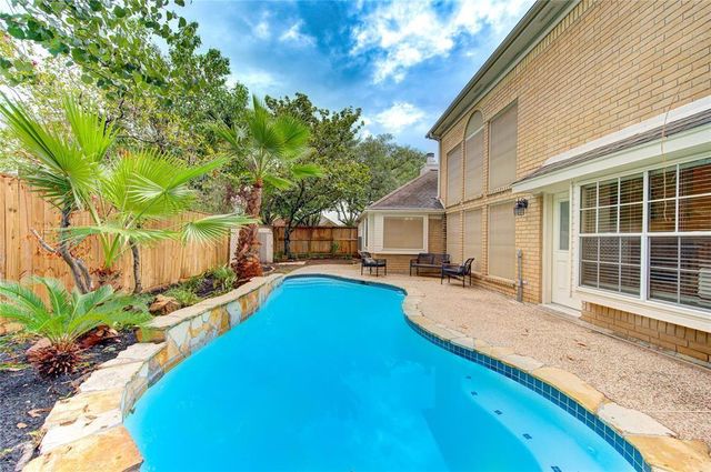 14219 Swallowfield Drive, Houston, TX 77077