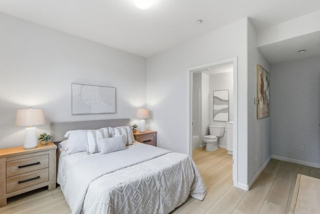 247 Peppermint Tree Terrace 5, Sunnyvale, CA 94086