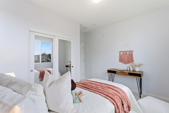 247 Peppermint Tree Terrace 5, Sunnyvale, CA 94086