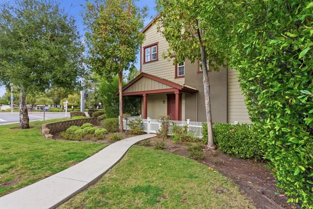 247 Peppermint Tree Terrace 5, Sunnyvale, CA 94086