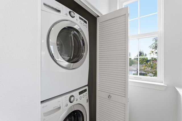 247 Peppermint Tree Terrace 5, Sunnyvale, CA 94086