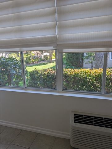 475 Calle Cadiz D, Laguna Woods, CA 92637