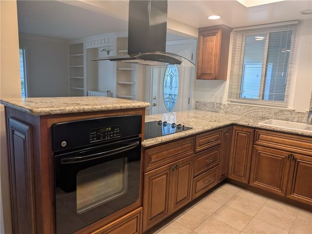 475 Calle Cadiz D, Laguna Woods, CA 92637