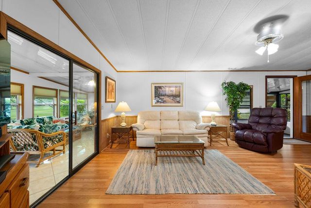 7894 SE Saratoga Drive E, Hobe Sound, FL 33455