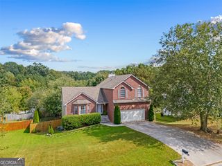 596 Wren Walk, Stone Mountain, GA 30087