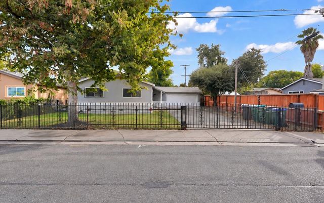 2124 Pock Ln, Stockton, CA 95205