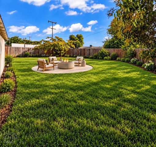 2124 Pock Ln, Stockton, CA 95205