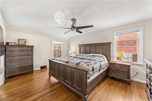 17912 Lomond Boulevard, Shaker Heights, OH 44122