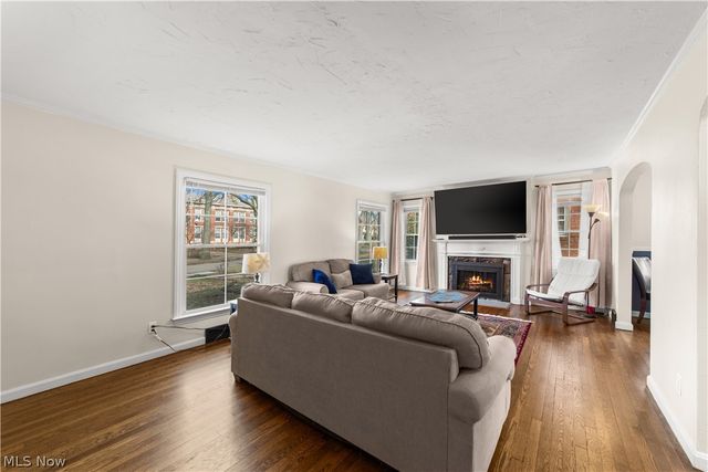 17912 Lomond Boulevard, Shaker Heights, OH 44122