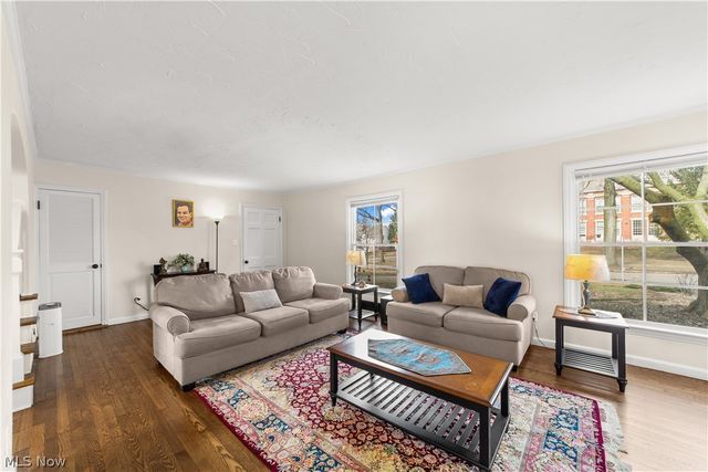 17912 Lomond Boulevard, Shaker Heights, OH 44122