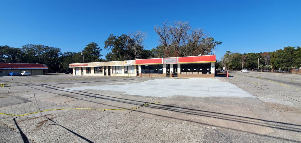 1599 Highway 17, Little River, SC 29566 — exterior