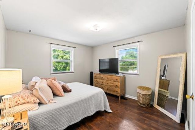 3025 Meadowview Drive, Kingston, TN 37763