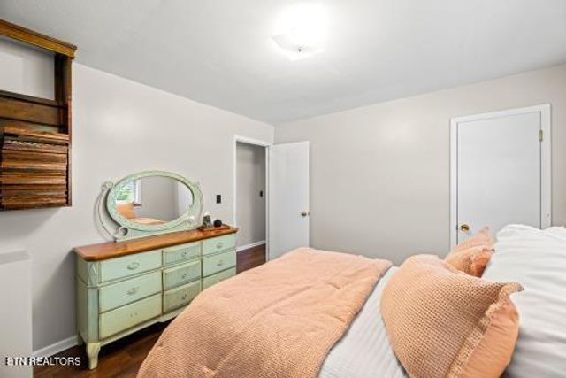 3025 Meadowview Drive, Kingston, TN 37763