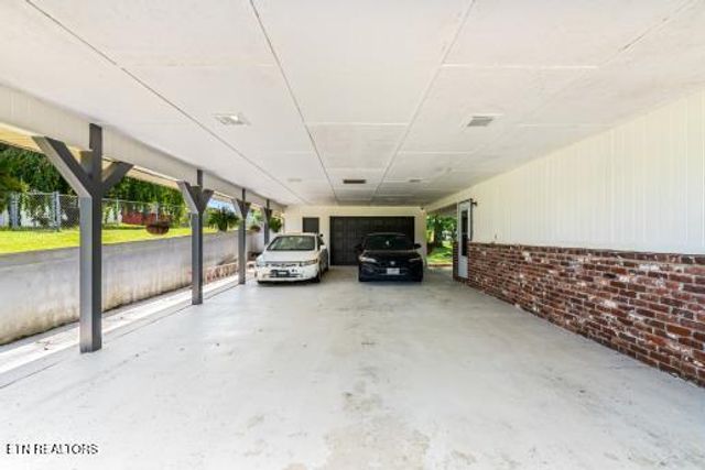 3025 Meadowview Drive, Kingston, TN 37763